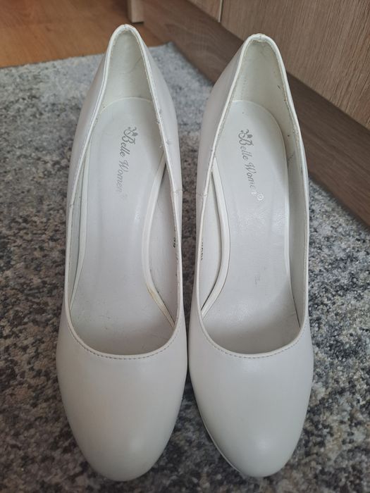 #120 Buty białe 10cm szpilki