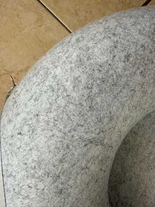 Лежанка-домик для кошек и маленьких собак 2в1 50x50x20 см Серый