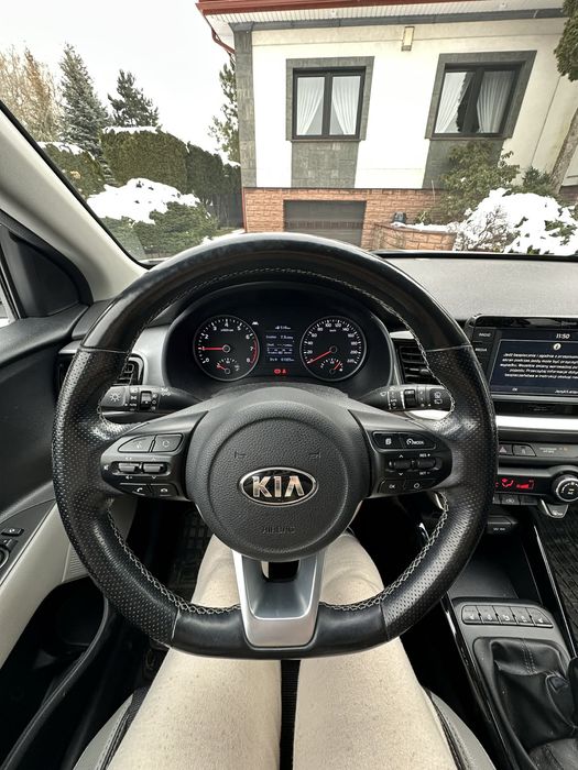 KIA stonic polski salon XL gwarancja serwis ASO