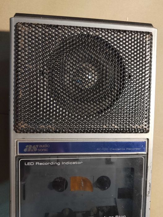 stary magnetofon kasetowy AS audio sonic