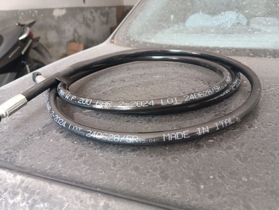 Тормозний шланг задній італійський до мото