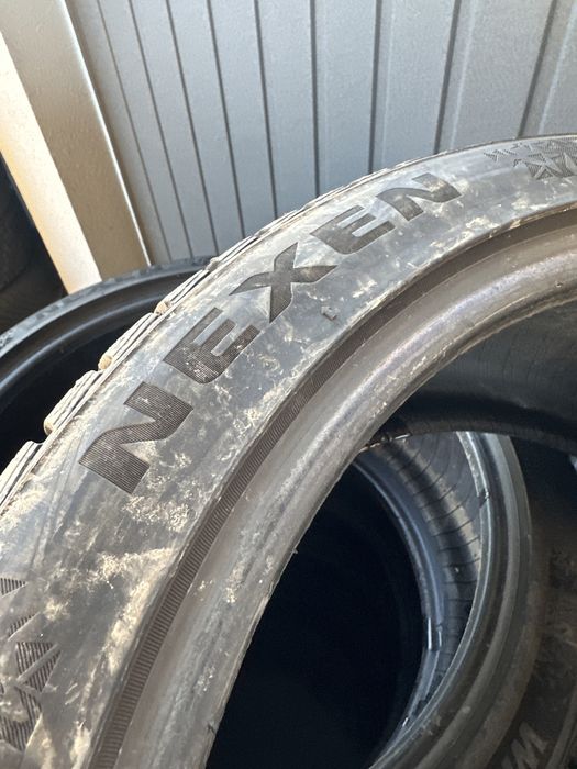 Шини резина 235/40/18 r18 Nexen пара зимні