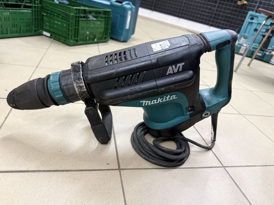 HM1213C młot Makita używany sprawny