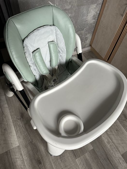 Стульчик для кормления Carrello Stella