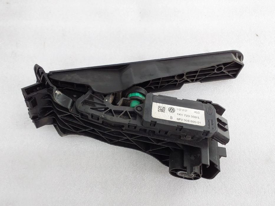 Pedal do acelerador SKODA Octavia II Break (1Z5)