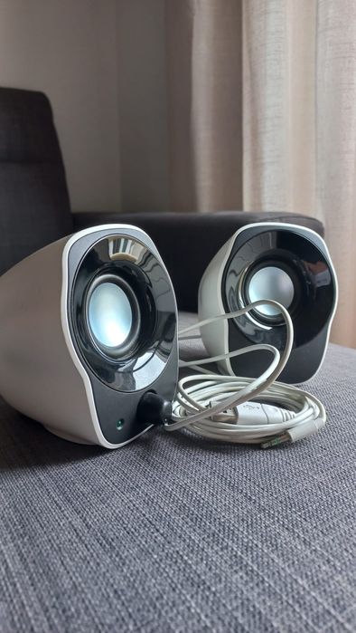 Colunas Logitech Z120