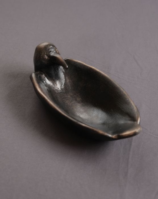 Corvo Rústico em Cerâmica