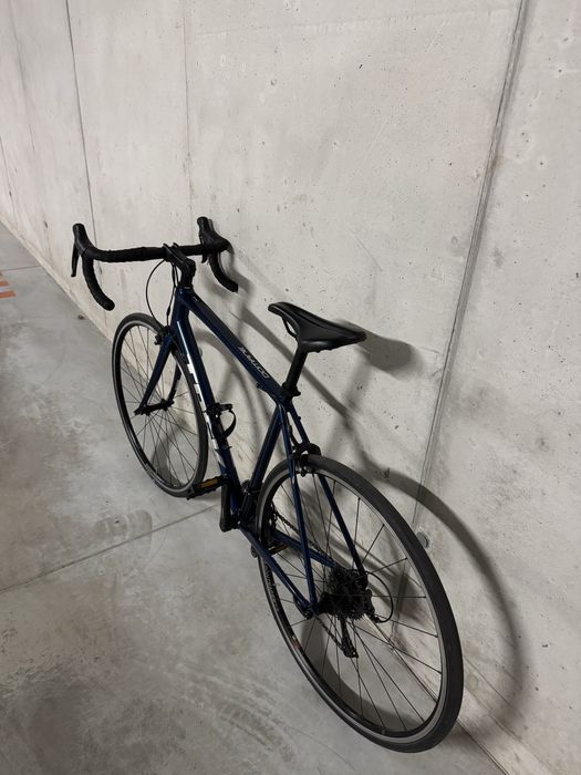 Trek Domane Al 2 rower szosowy