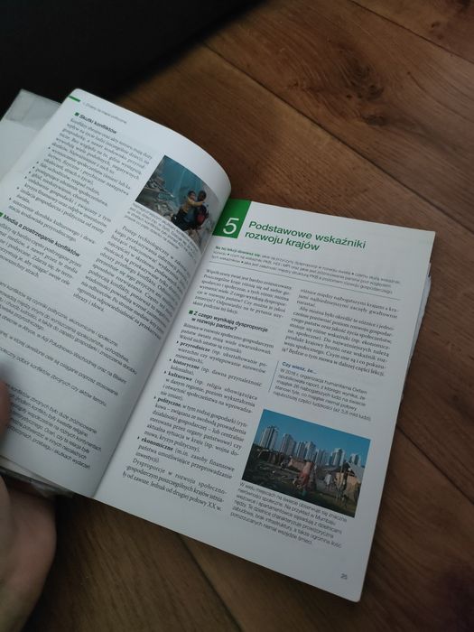 oblicza geografii 2