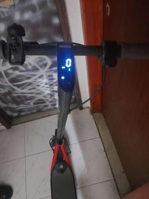 Trotinete Elétrica Segway-Ninebot Série D (Vermelha) – Funciona a 100% sem carregador