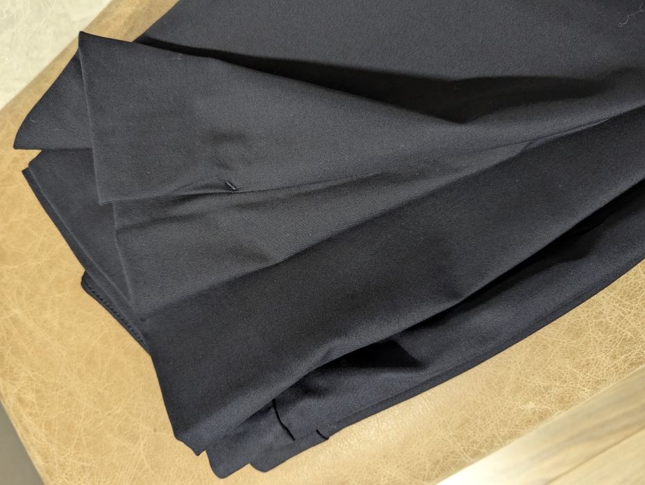 Жіночі класичні брюки (сигарети), Massimo Dutti, розмір 34 (XS).