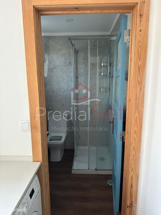 Apartamento T3 Duplex Mobilado - Arrendamento-Centro histórico Setúbal
