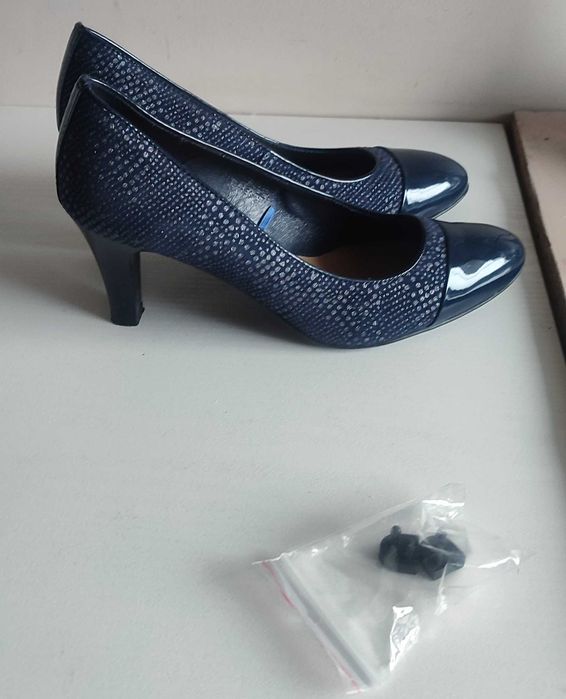 Lasocki granatowe czółenka 37 dł wkładki 23,5