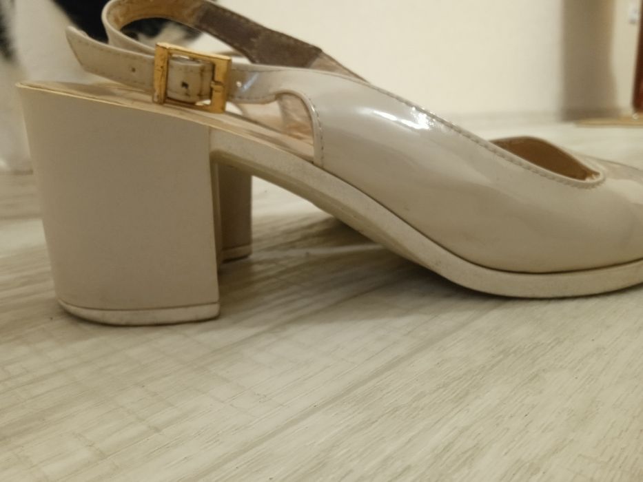 Босоножки женские 41 размер