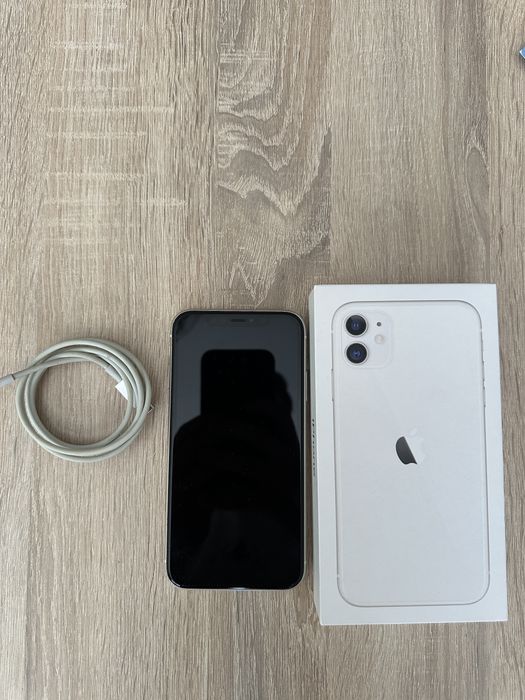 Iphone 11 stan bdb z pudełkiem i kablem