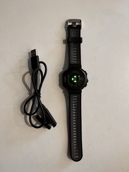 Garmin 735XT em muito bom estado