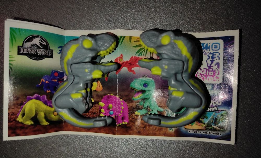 kinder joy Jurassic world