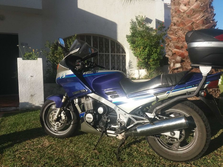 Yamaha FJ1200 – Clássica, Fiável e Muito Bem Estimada