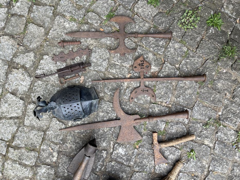 Cojunto de artigos antigos decorativos