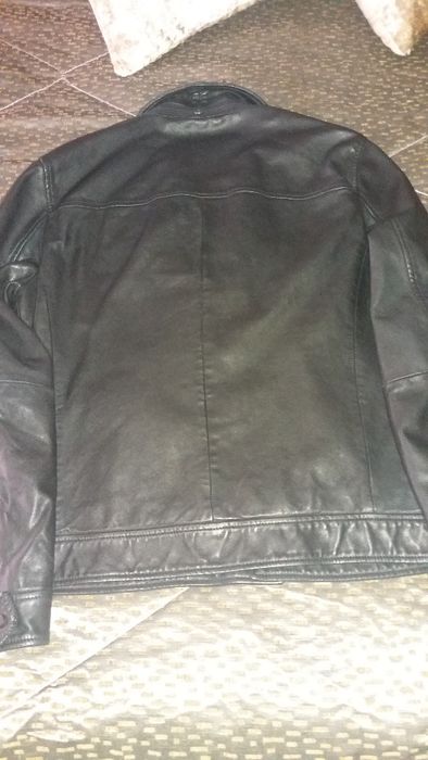 Blusão em pele preto homem