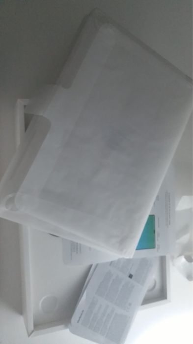 Vendo Macbook Air  / M2 / 2024