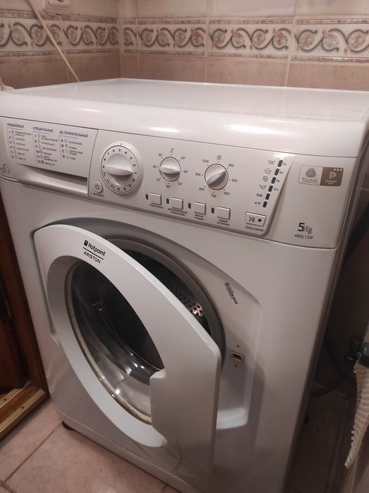 Пральна машина Hotpoint Ariston