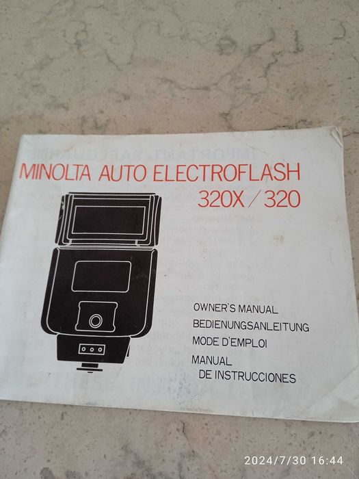 Flash Minolta Auto 320X