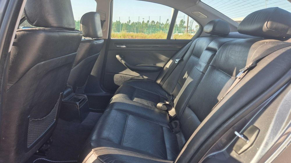 BMW 320d E46 2001 – Diesel – Caixa Manual – Interior em Pele — photo 5