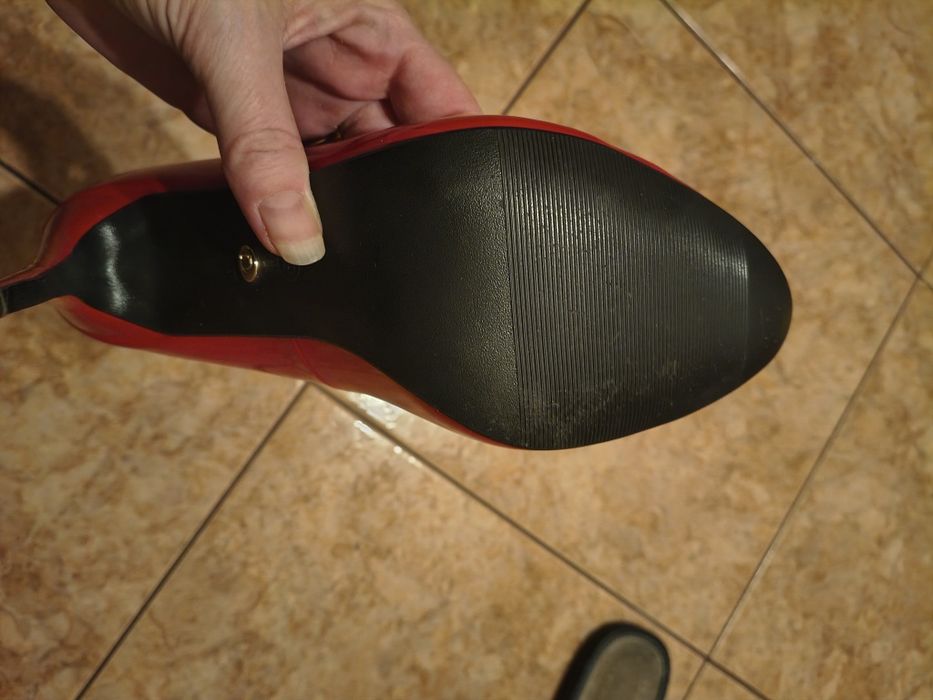 Czerwone kobiece szpilki, buty na obcasie 39