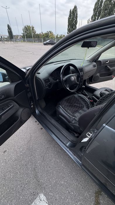 Volkswagen Golf 4 1998 рік
