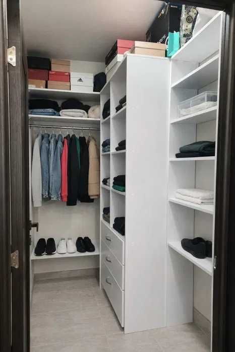 Продаю 2-к квартиру метро Защитников Украины, ЖК Искринский