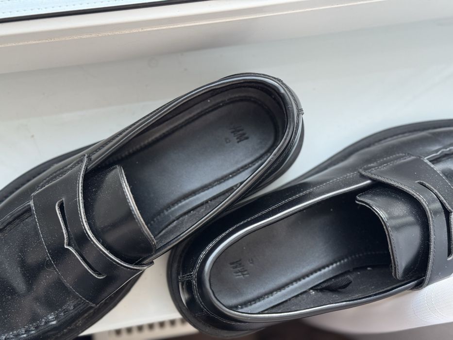 Чорні лофері 42р H&M