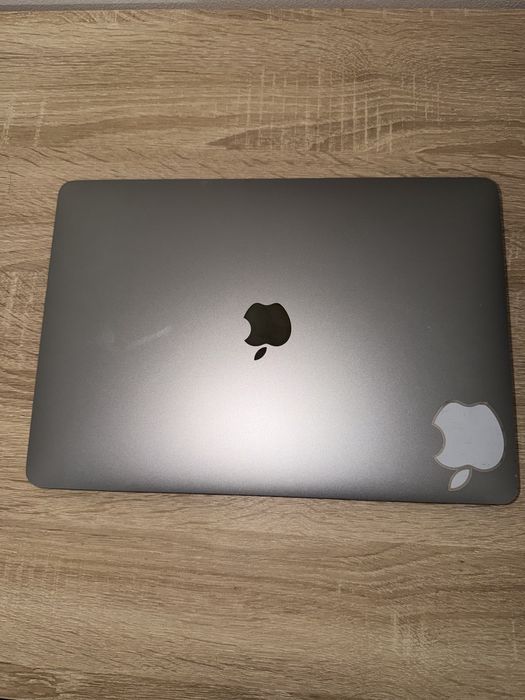 MacBook Pro 13” 2019 | Intel Core i5 | 8GB RAM | SSD 128GB | Touch ID | macOS Sequoia