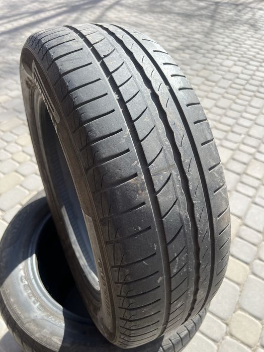 Комплект літніх шин Pirelli 185/60/R15 Недорого