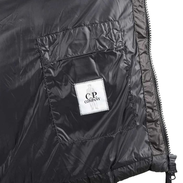 Пуховик C.P. Company D.D. Shell Hooded Down Jacket Off-Black