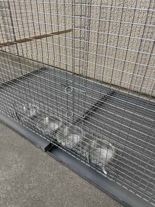 Gaiola em rede galvanizada