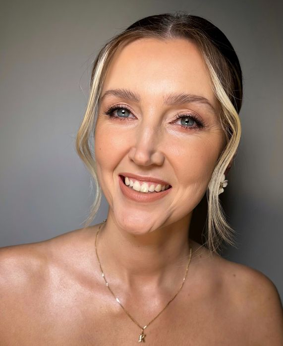 Makijaż stylizacja włosów fryzjer mobilnie warszawa