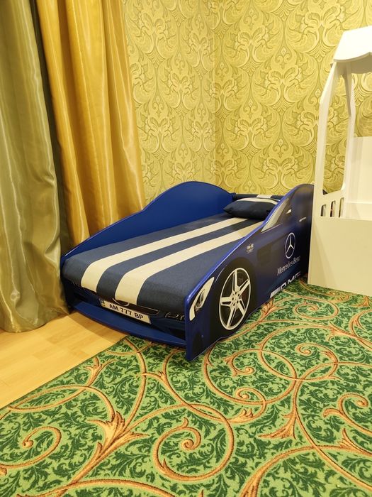 Продам три дитячі ліжка б/у