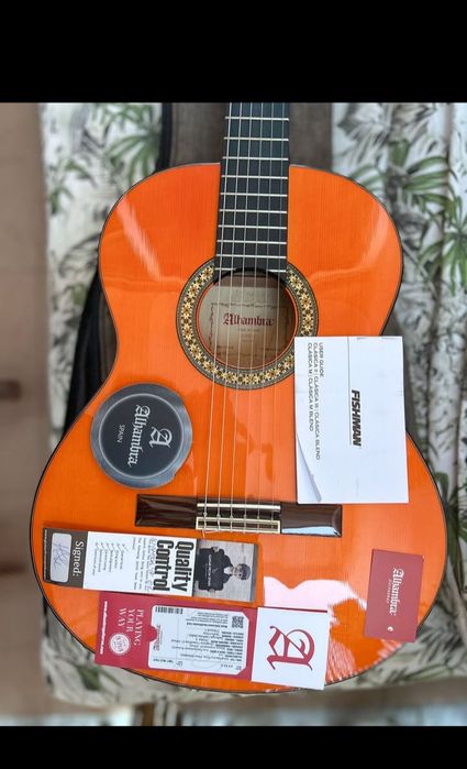 Alhambra 4F Guitarra
