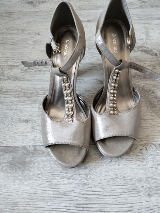 Sandały Graceland roz 40