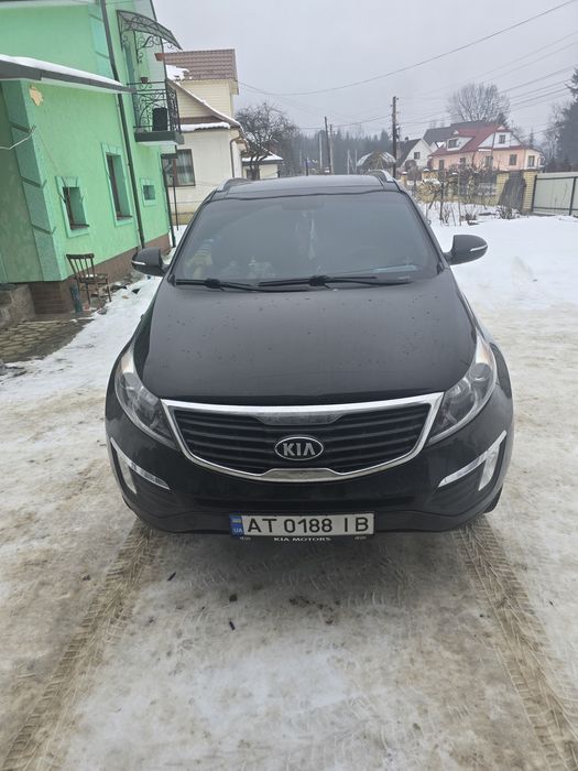 Прадаю машину усе супер