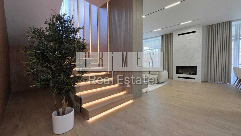 Продаж будинок 297м2 басейн котеджне містечко 10 соток Ходосівка Козин