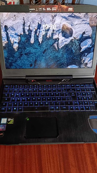 PC Gamer Avell - Fox A52 - gray