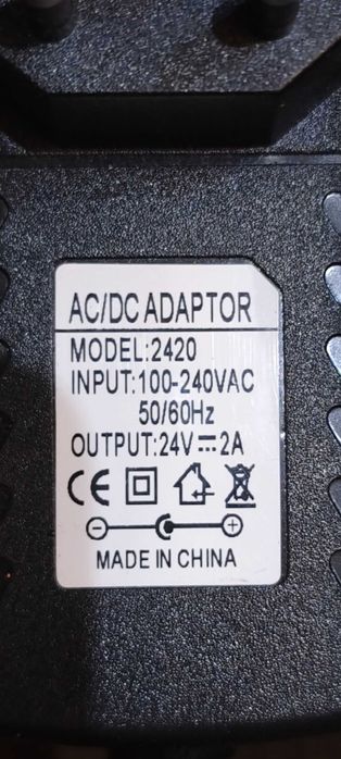Fonte de alimentação (AC/DC Adapter 24V 2A.)
