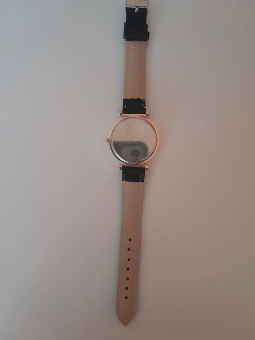 Sprzedam nowy zegarek