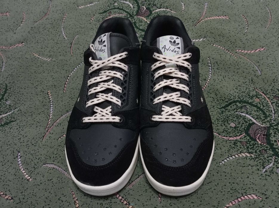 Кроссовки кожаные Adidas оригинал размер-37 по факту стелька- 23,5см