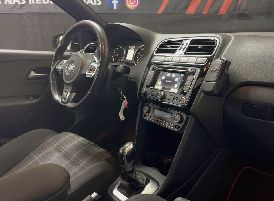 Volkswagen Polo GTI 1.4 TSI 180 CV