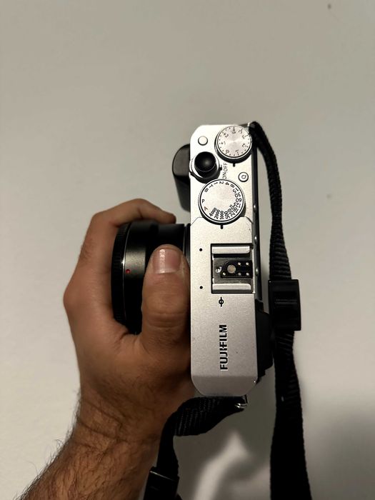 Fujifilm X-E4, com baterias, lente TTartisan AF 27 mm