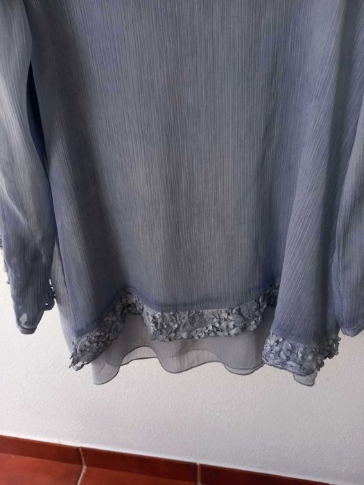 blusa com renda espetacular Punto roma