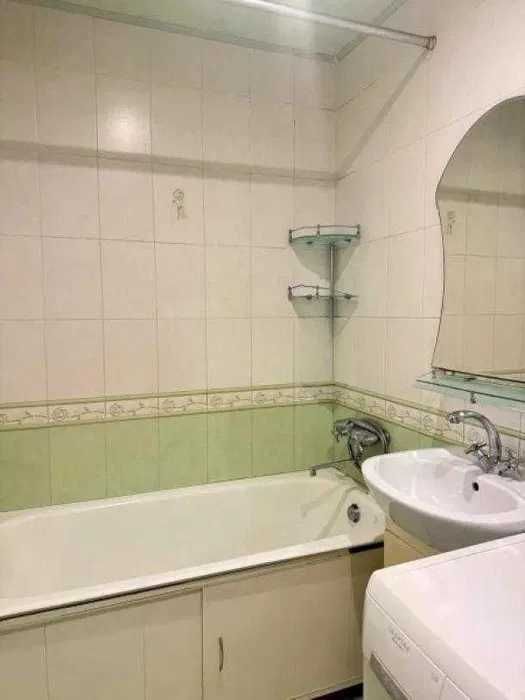 L продам  2х комнатную квартиру в Новобаварском районе